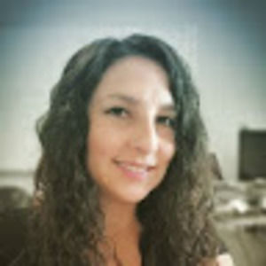 Meet your Posher, Lorie